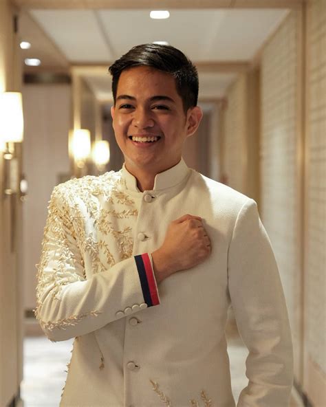 Francis Magundayao .